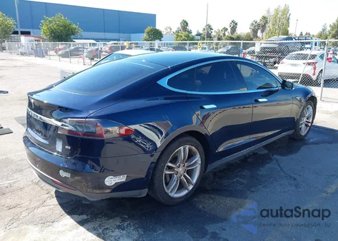 2015 Tesla Model S 60/70/85 из США, поврежденный, VIN 5YJSA1H1XFFP72590